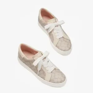 【Kate Spade】Erin Spade Flower Sneaker ◆国内発送◆ Erin Spade Flower Sneaker | Kate Spade Outlet